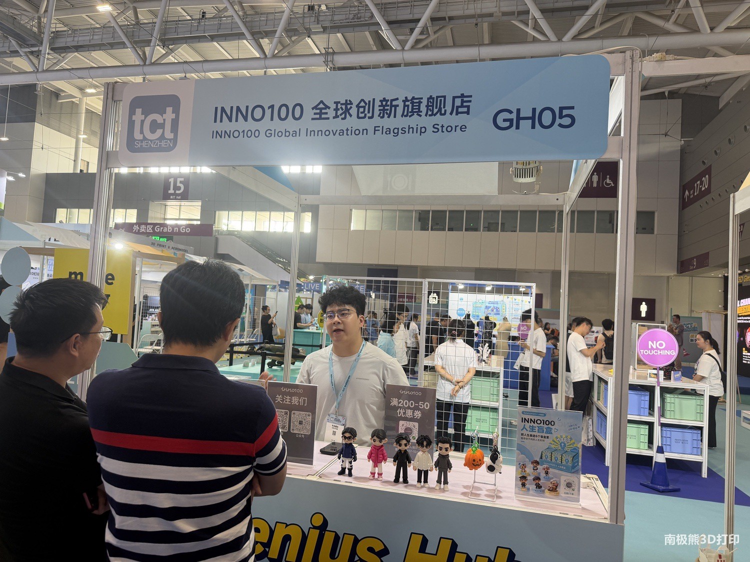 140741gvl69x4ly989y826.jpg
